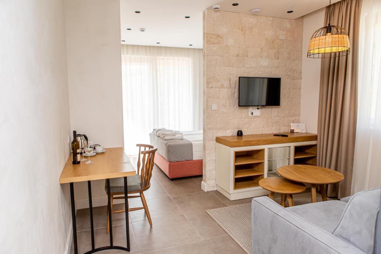 Hotel Casa Di Sofia Budva Exteriör bild